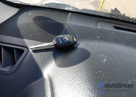 2015 Subaru Forester 2.5I Premium из США, поврежденный, VIN JF2SJADC7FH840739